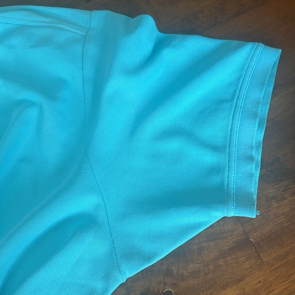 Tommy Bahama top. - Picture 5 of 13